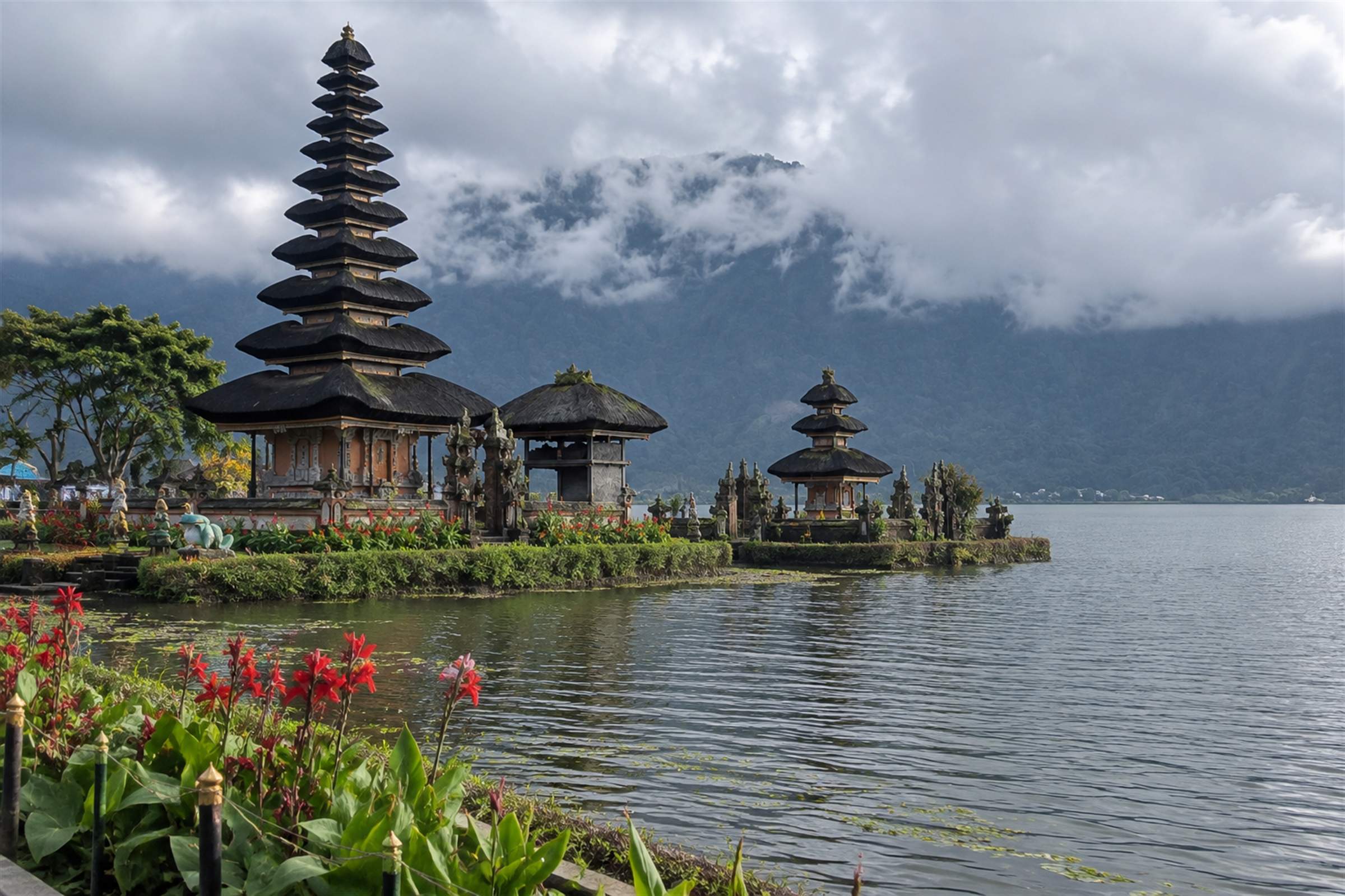 Bedugul and Tanah Lot Tour